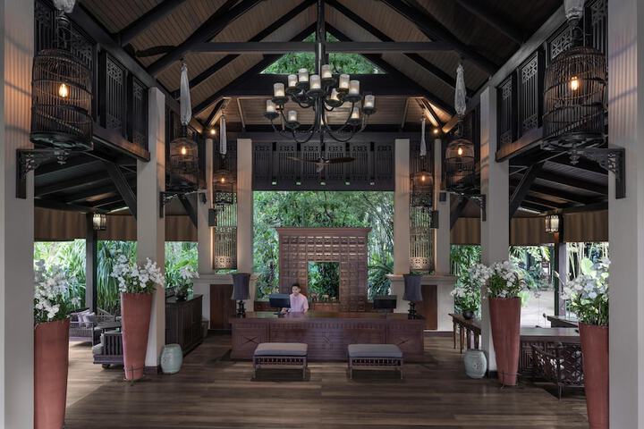 Lobby Photos