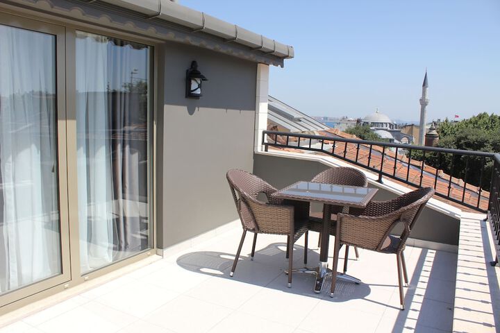 Terrace/Patio 26 of 52