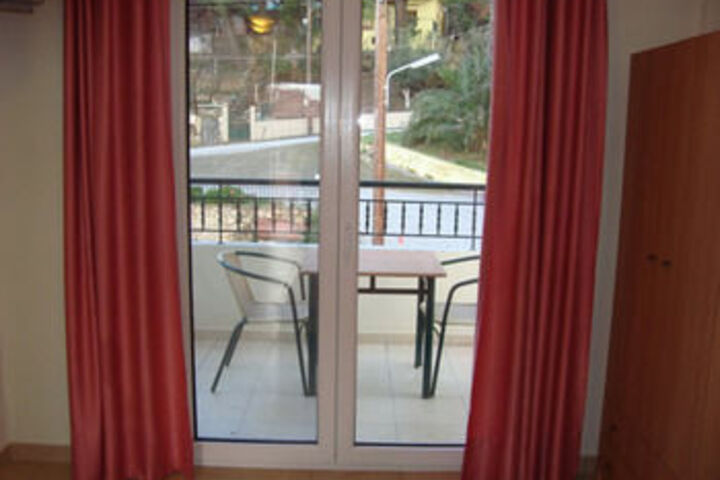 Room 14 of 15