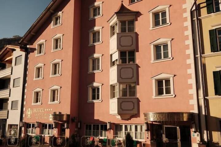 Cityhotel Goldener Adler B & B