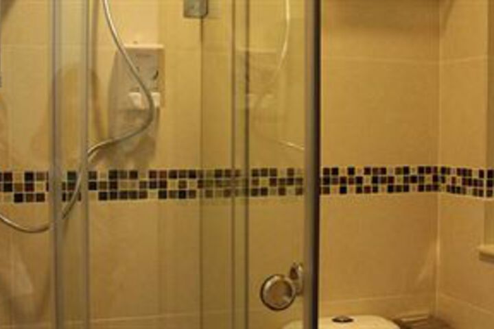 Room 3 of 14