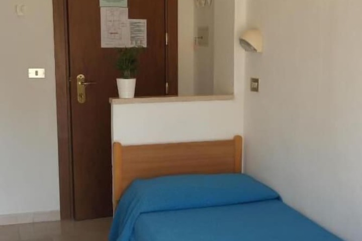 Room 7 of 46