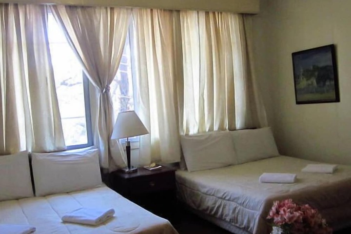 Room 9 of 63