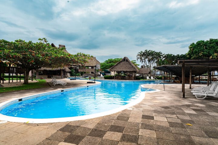 Hotel with Pool