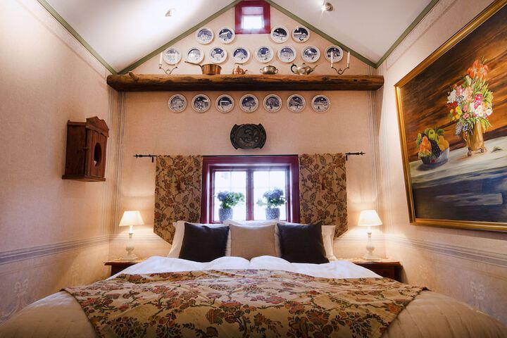 Room 6 of 31