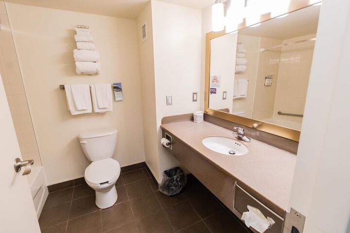 Clean Restrooms