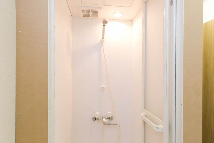 Room 21 of 22