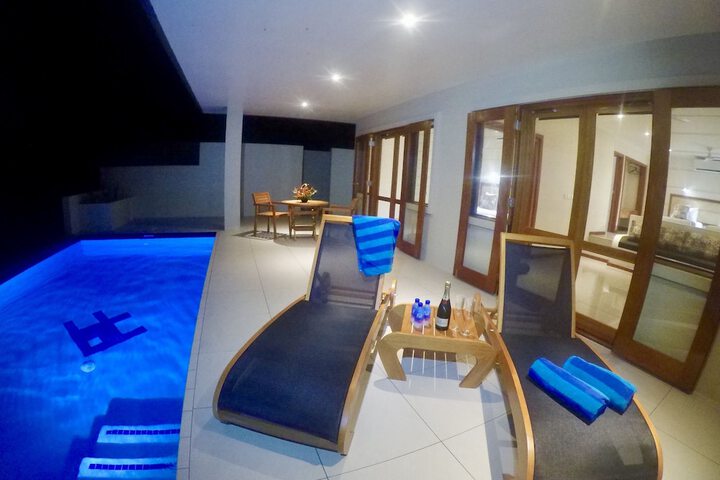Pool 76 of 246