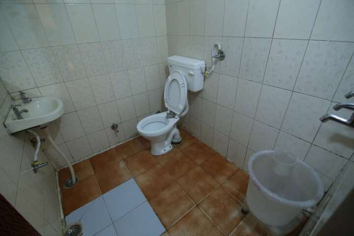 Room 5 of 5