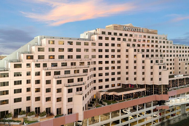 Hotel 222 of 227