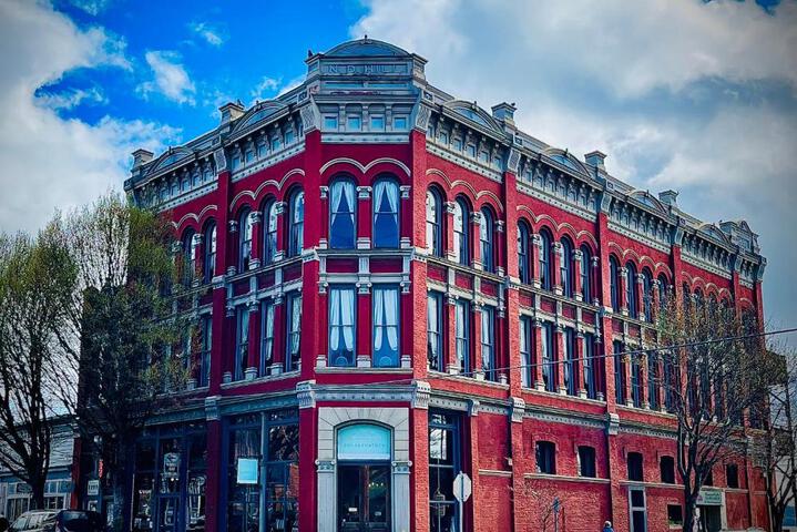 Photo of The Monarch Hotel