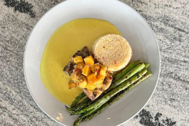 Dining 99 of 146