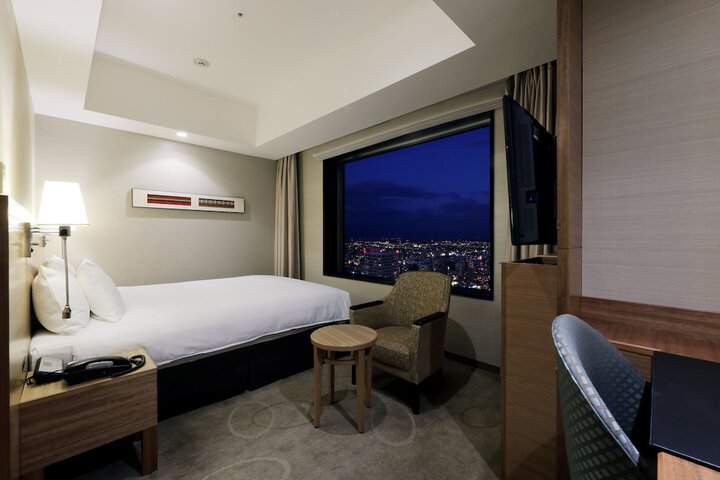 Room 14 of 148