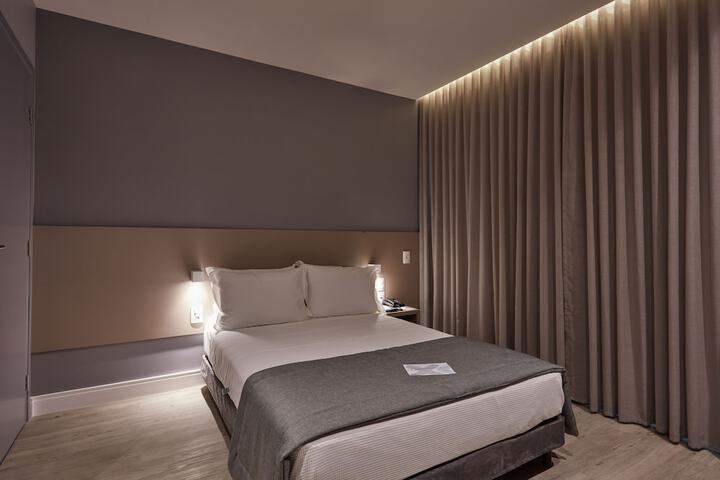 Room 8 of 53
