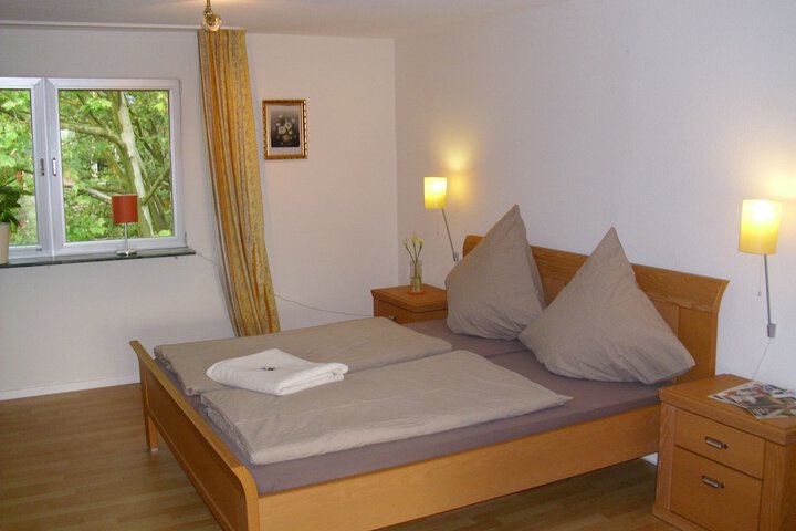 Room 3 of 45