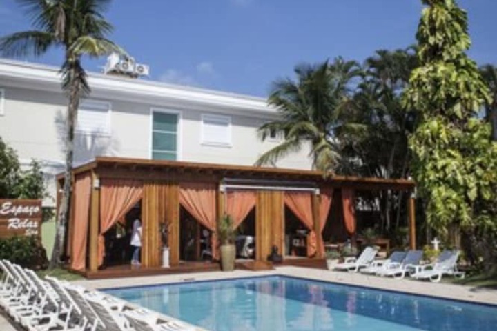 Hotel Pool