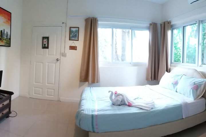 Room 8 of 61