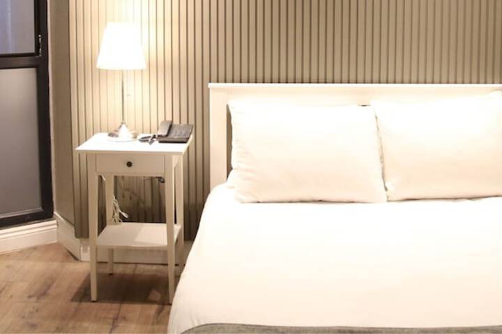 Room 26 of 71