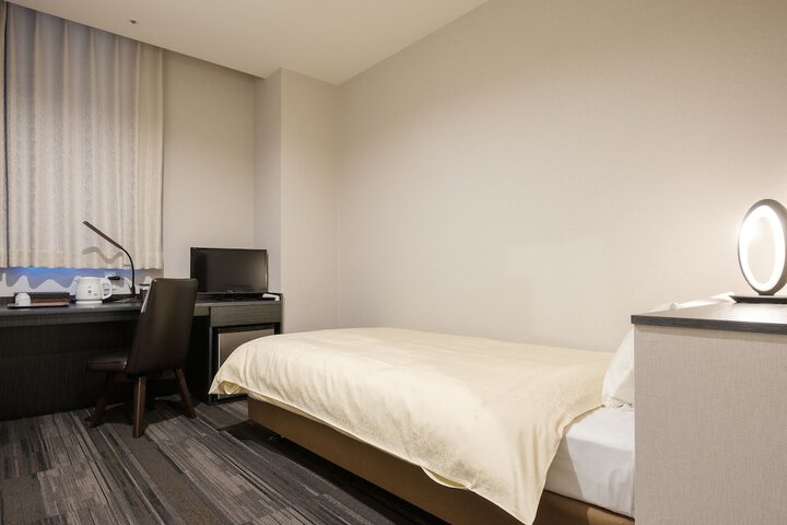 Room 5 of 55