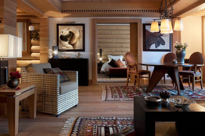 Hotel Interior 11 of 84