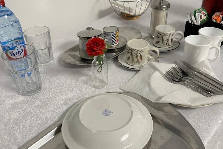 Dining 65 of 88