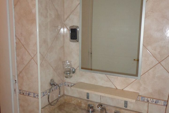 Clean Restrooms