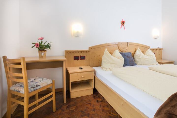 Room 20 of 60