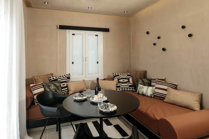 Room 47 of 136