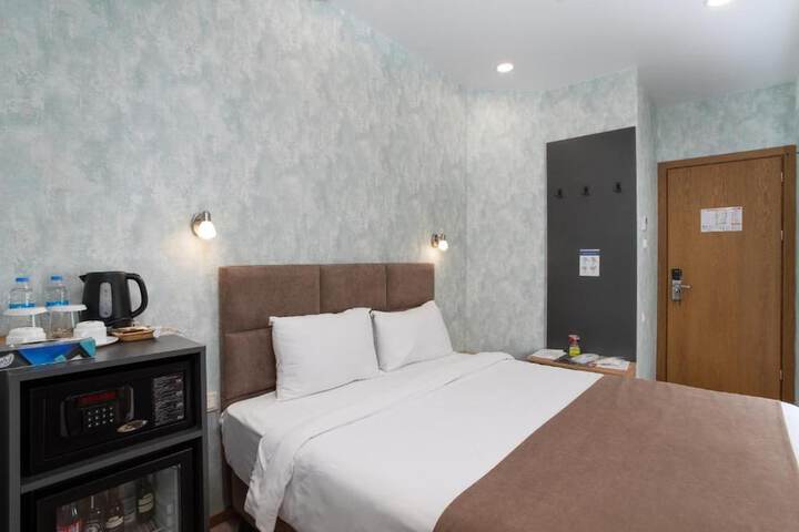 Room 30 of 70