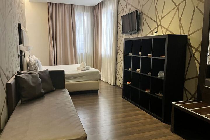Room 31 of 50
