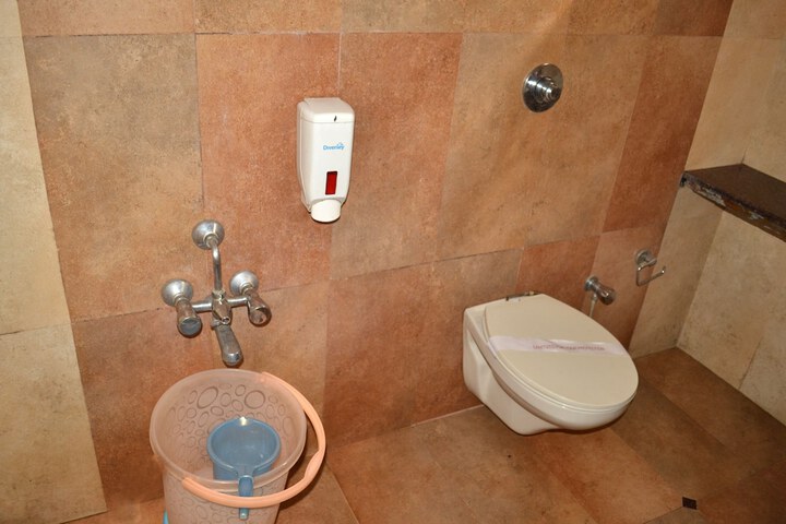 Room 35 of 43