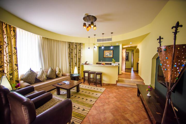Room 25 of 68