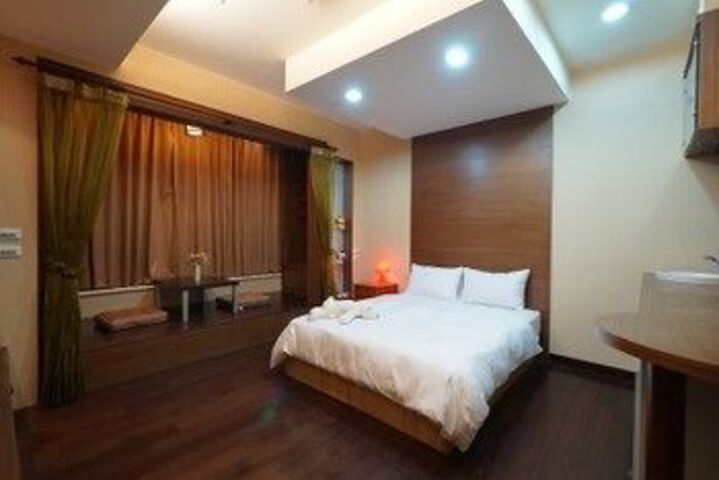 Room 48 of 89