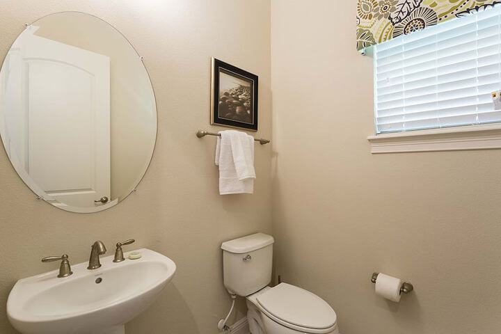 Room 15 of 34