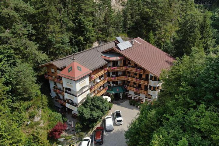 Photo of Hotel Gasthof Felsenkeller