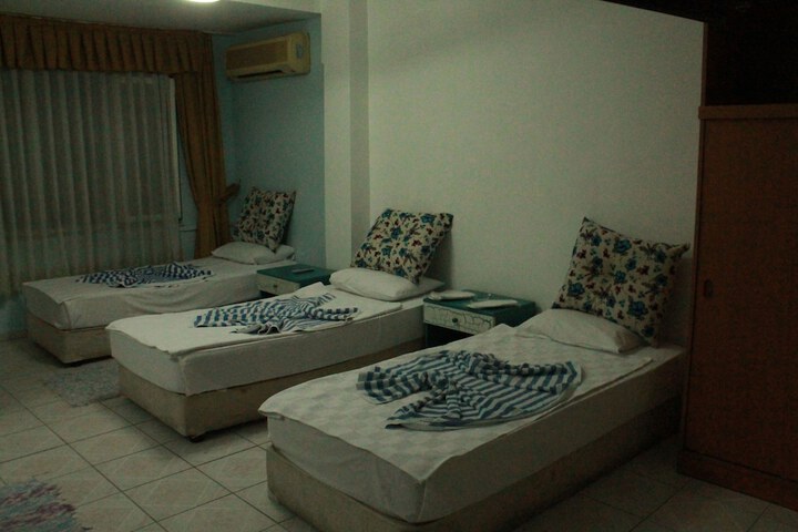 Room 57 of 105