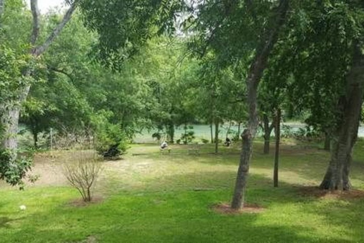 Property Grounds 34 of 42