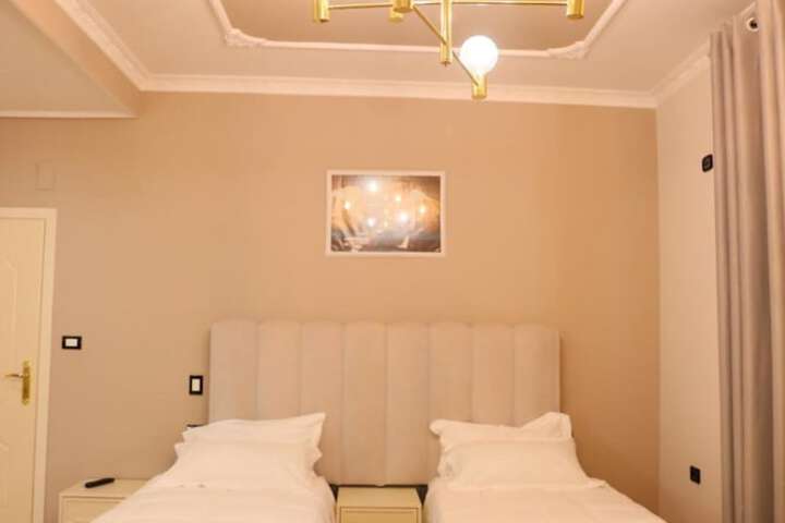 Room 13 of 51