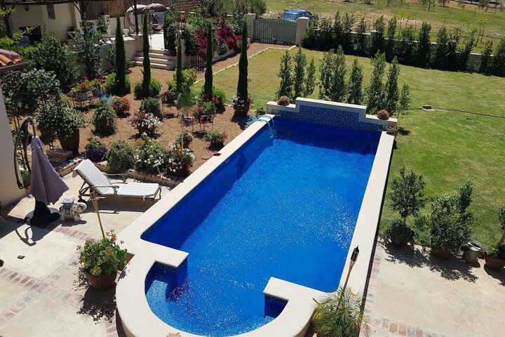 Pool 28 of 52