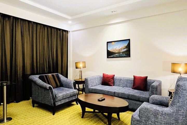 Room 15 of 39