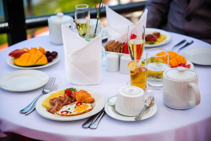 Breakfast/Coffee Service 9 of 11