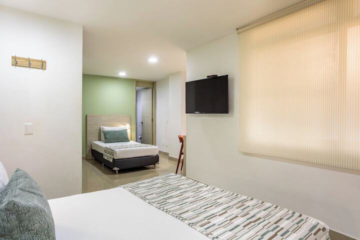 Room 33 of 68