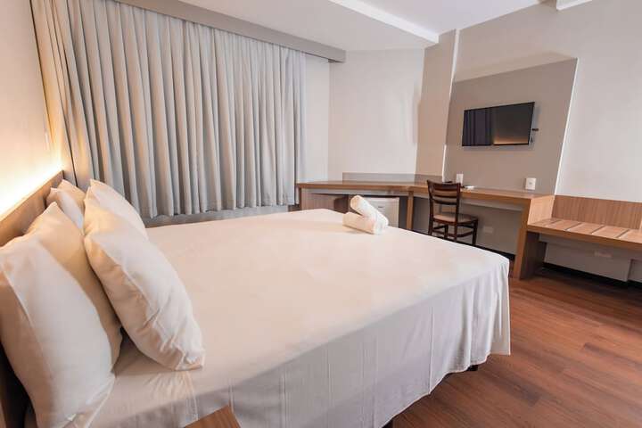 Room 4 of 22