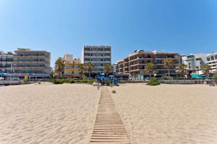 Beach 4 of 19