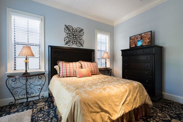 Room 10 of 56