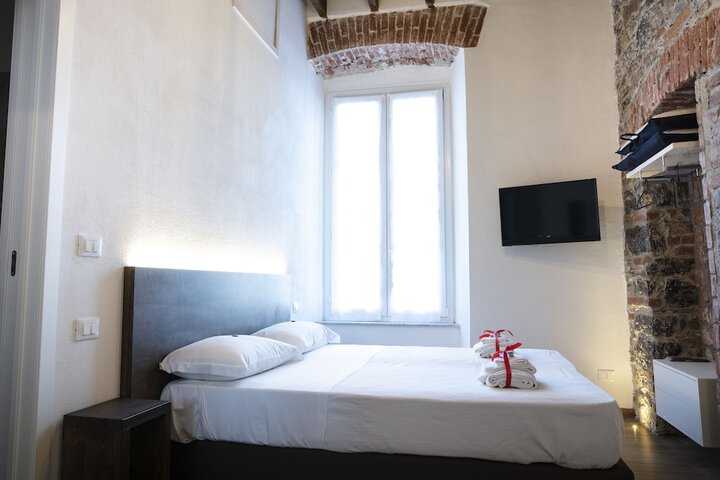 Room 15 of 112