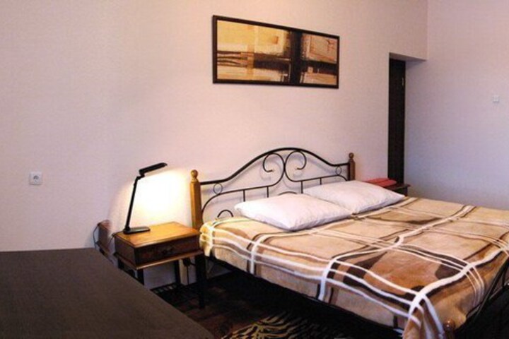 Room 3 of 21
