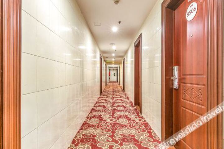 Hotel Interior 14 of 26