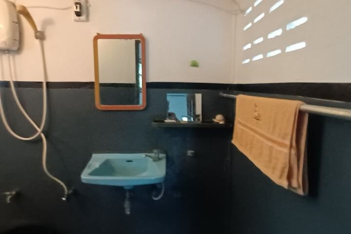 Room 56 of 104