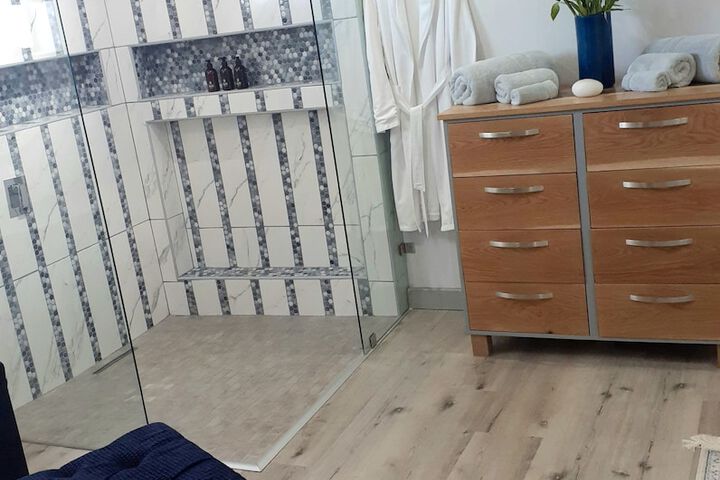 Room 28 of 55